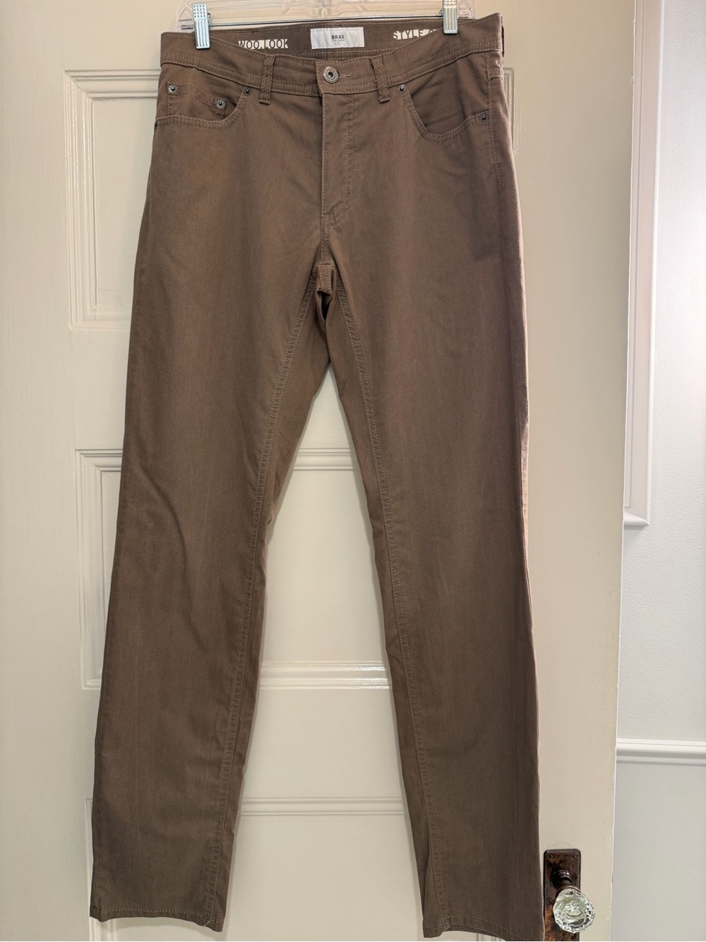 Brax Men’s “Cooper Fancy” Straight-Leg Brown Pants - 33/34